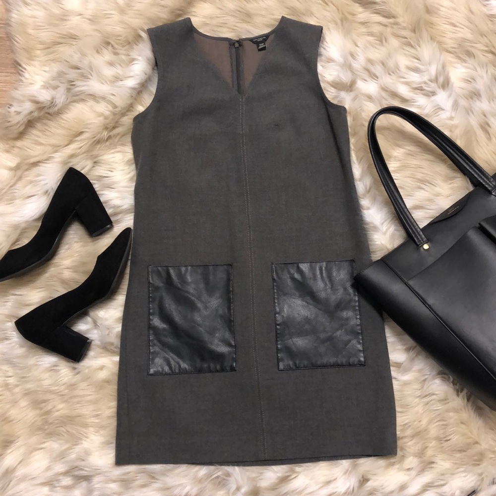 ANN TAYLOR Sleeveless 👗 - Grey & Black Leather